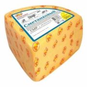 Сыр твердый сметанковый Юговской 50%